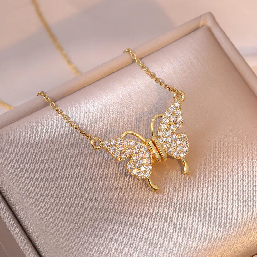 Charm Butterfly pendant Chain™