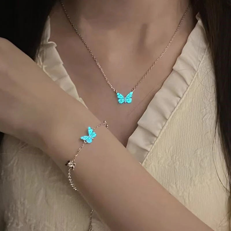 Glow Butterfly Jewelry Set™ ( Necklace + Bracelet)